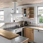 3 Bedroom Beautiful In Hejls