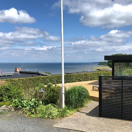 3 Bedroom Beautiful In * Hejls