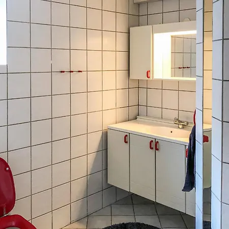 3 Bedroom Beautiful In Holiday home *